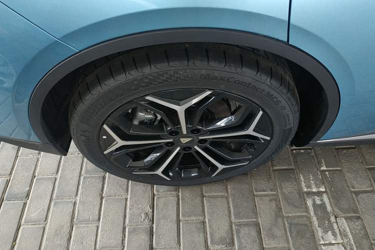 Used Deepal L07 2025 230 Ultra Qiankun Intelligent Driving ADS SE Range-Extended Version