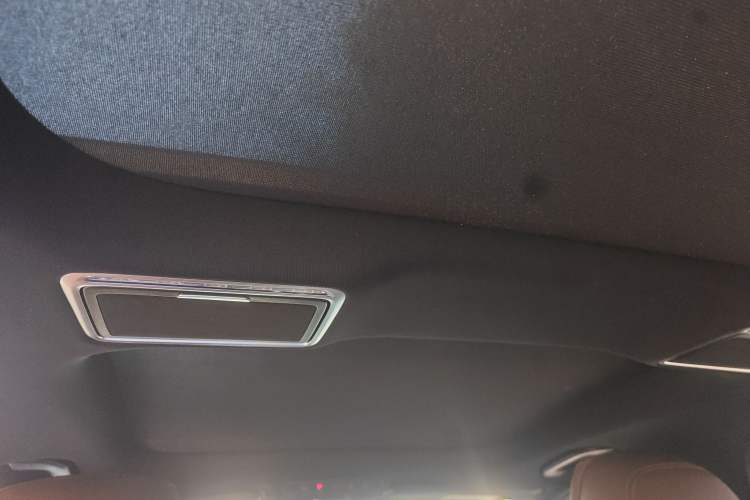 Used Mercedes-Benz E-Class 2022 Revised Version E 300 L Sporty and Stylish Edition