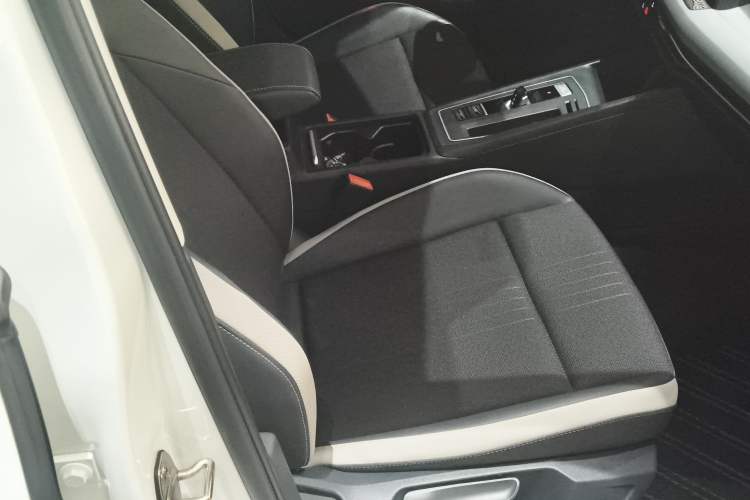 Used Volkswagen Golf 2023 Facelift 280TSI DSG Pro