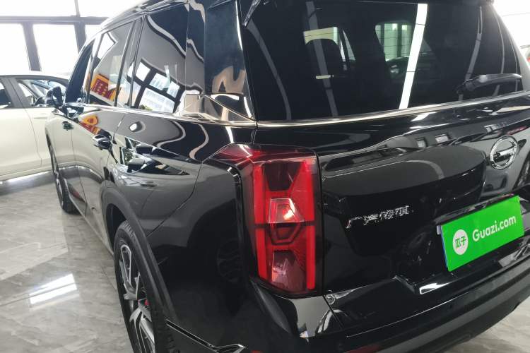 Used GAC Trumpchi GS8 2022 Linghang Series 2.0 TGDI Two-Wheel-Drive Luxury Smart Connectivity Version (7 Seats) Exterior 2