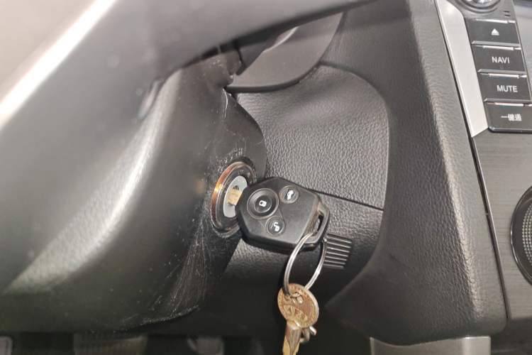 Used Subaru Forester 2014 2.0i Automatic Comfort Edition
