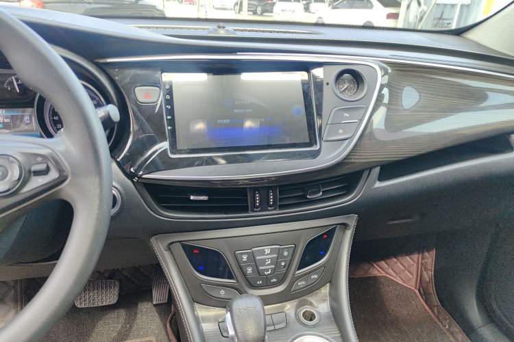 Used Buick Envision 2018 20T Two-Wheel-Drive Leading Model
