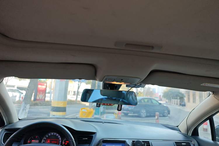 Used Citroen C5 2013 2.0L Automatic Luxury Model Headliner