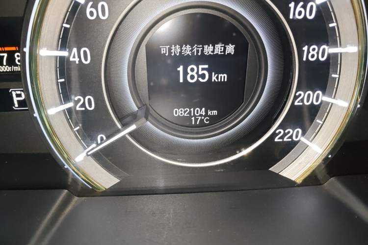 Used Honda Elysion 2016 2.4L Supreme Edition Odometer Close Up