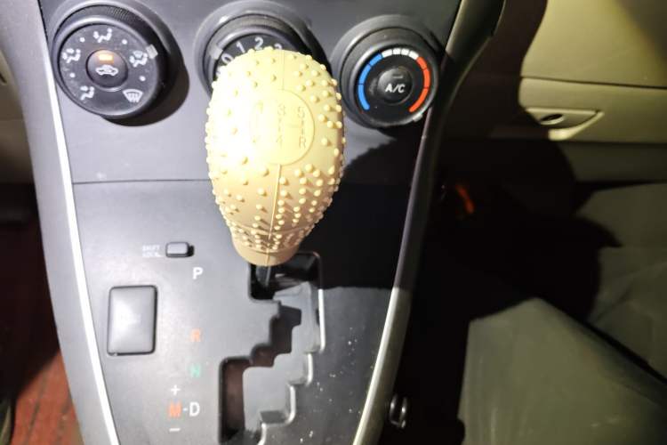 Used Toyota Verso 2015 180E CVT Crossover Edition