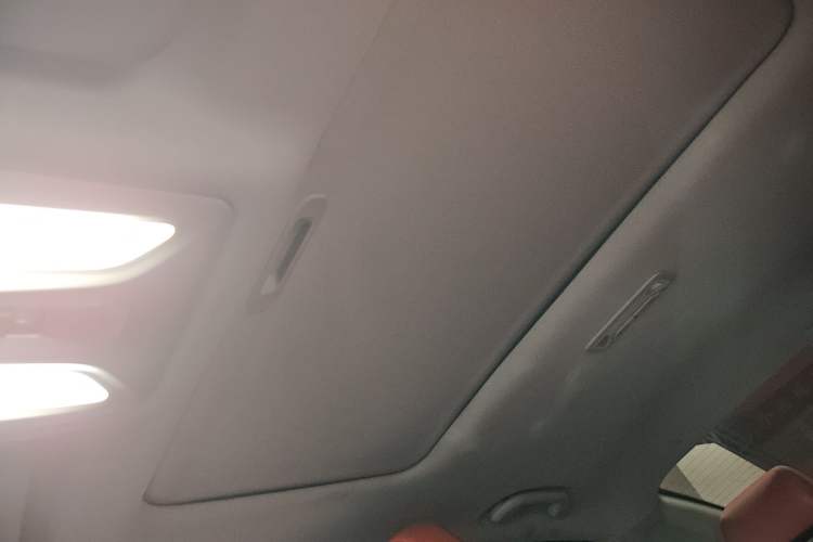 Used CHANGAN Eado 2023 Changan Edition PLUS Blue Whale NE 1.4T GDI DCT Prestige Version Headliner