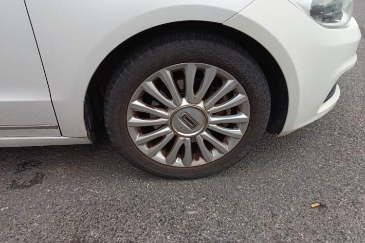 Used Qoros 3 2014 Sedan 1.6T Automatic ZhiZhen Model
