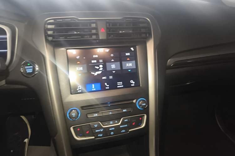 Used Ford Mondeo 2017 Restyled EcoBoost 180 Luxury Version