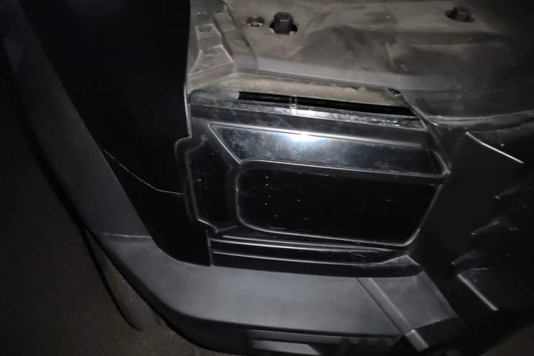 Used JETOUR Traveler 2023 2.0T All-Wheel-Drive CrossPRO Right Front Headlight