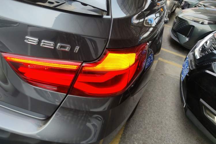 Used BMW 3 Series GT 2019 320i M Sport