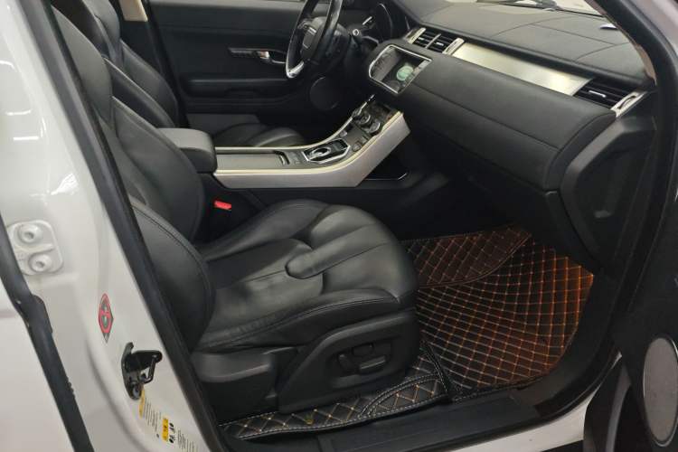 Used Land Rover Range Rover Evoque 2015 2.0T Five-Door Zhiyao Edition
