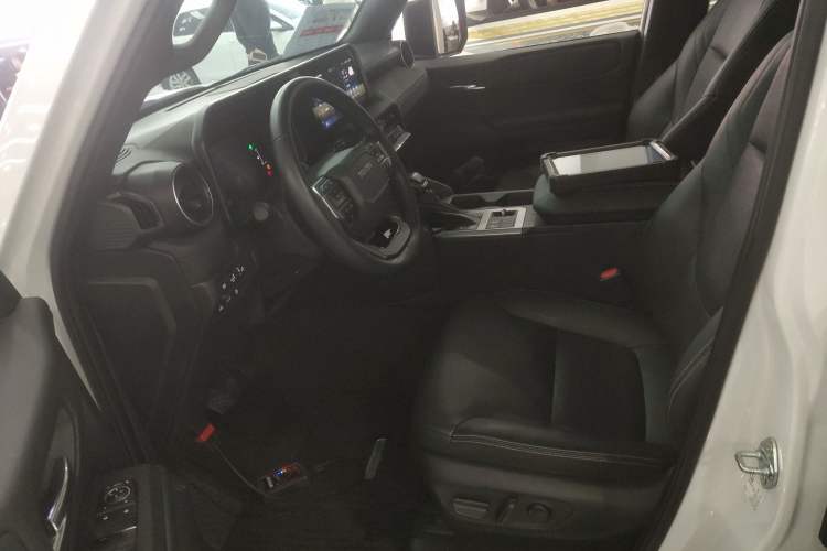 Used Toyota Prado 2024 2.4T All-Terrain TX Version 5 Seats Left Front Seat