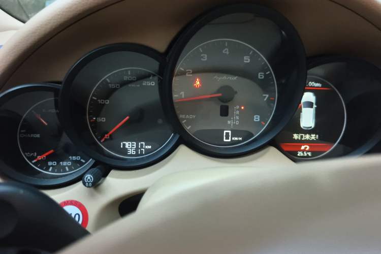 Used Porsche Cayenne 2011 Cayenne S Hybrid 3.0T Instrument Cluster