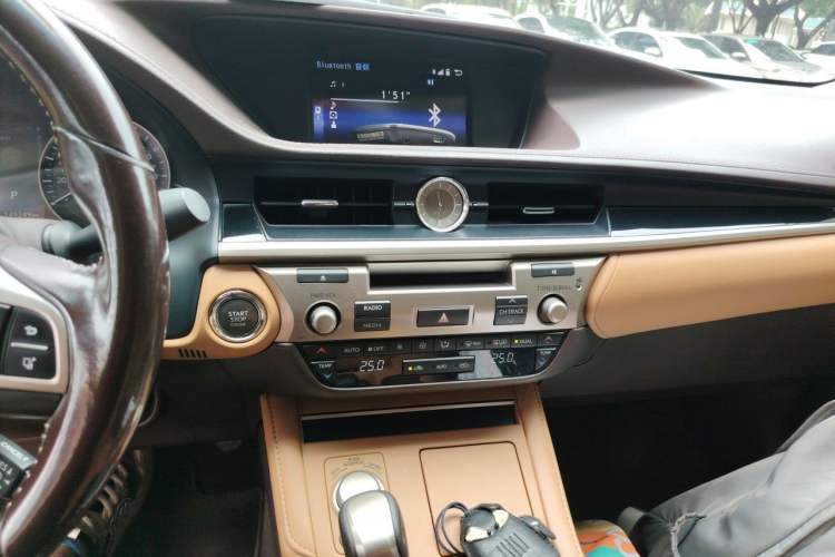 Used Lexus ES 2016 200 Midnight Special Limited Edition