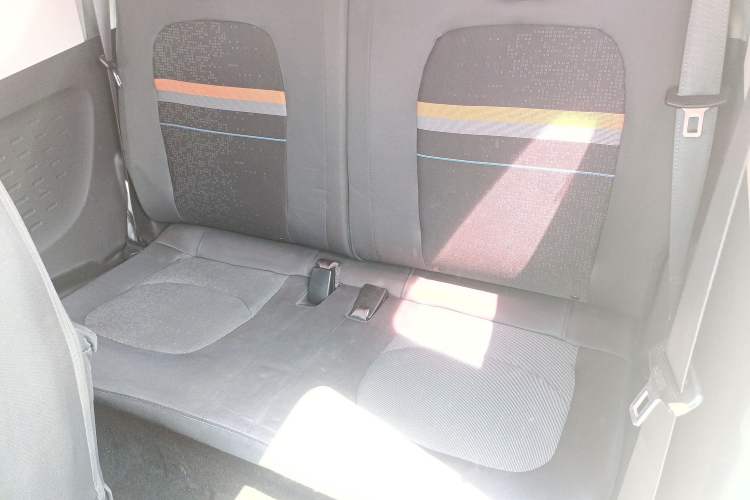 Used Wuling Hongguang MINIEV 2020 Freedom Version Lithium Iron Phosphate Left Rear Seat