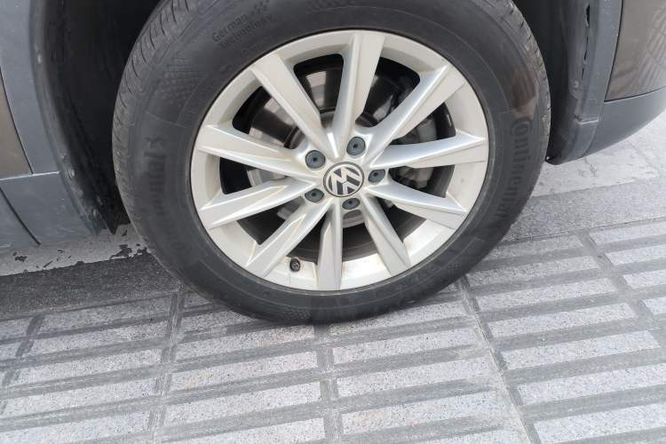 Used Volkswagen Tiguan L 2016 300TSI Automatic All-Wheel Drive Fashion Vision Edition
