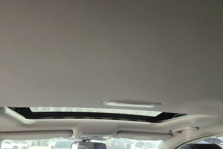 Used Changan Eado 2019 High-Energy Edition 1.6L GDI Manual Pioneer Model China VI Standard
