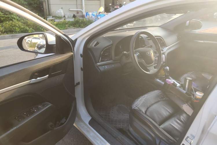 Used Hyundai Elantra (6th Generation / Lingdong) 2018 1.6L Automatic 15th Anniversary Special Edition
