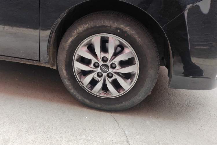 Used JAC Refine M4 2021 2.0L Manual Commercial Edition Right Front Wheel Hub