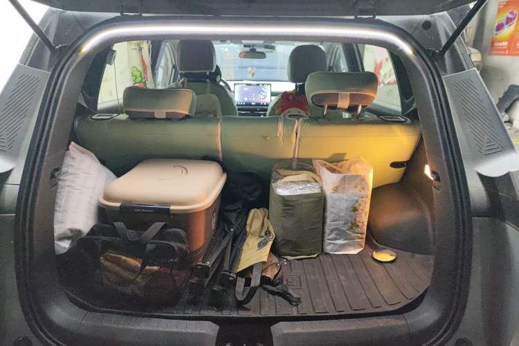 Used AION Y 2023 Plus 510 Enjoy Edition Trunk