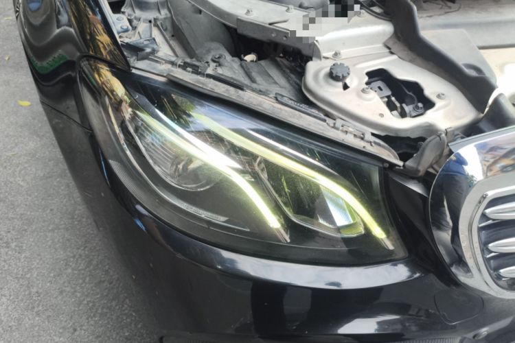 Used Mercedes-Benz E-Class 2019 Facelifted E 300 L Stylish Version Right Front Headlight