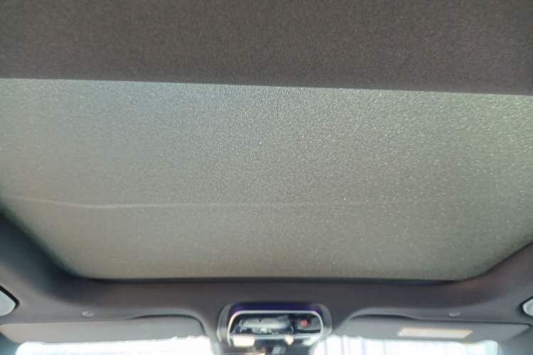 Used Mercedes-Benz C-Class 2024 Facelifted C-Class 260 L Night Edition Sports Version Headliner