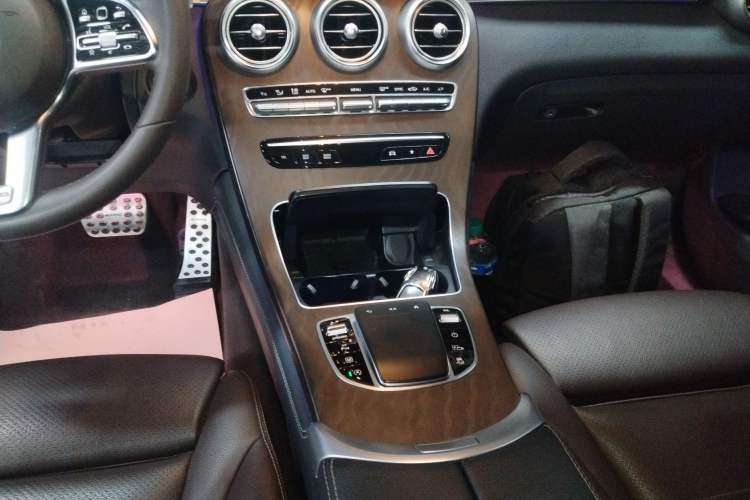 Used Mercedes-Benz GLC 2020 GLC 260 L 4MATIC Luxury Model
