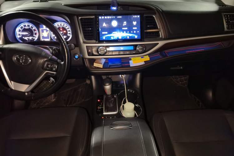 Used Toyota Highlander 2017 2.0T Four-Wheel Drive Ultimate Edition 7 Seats