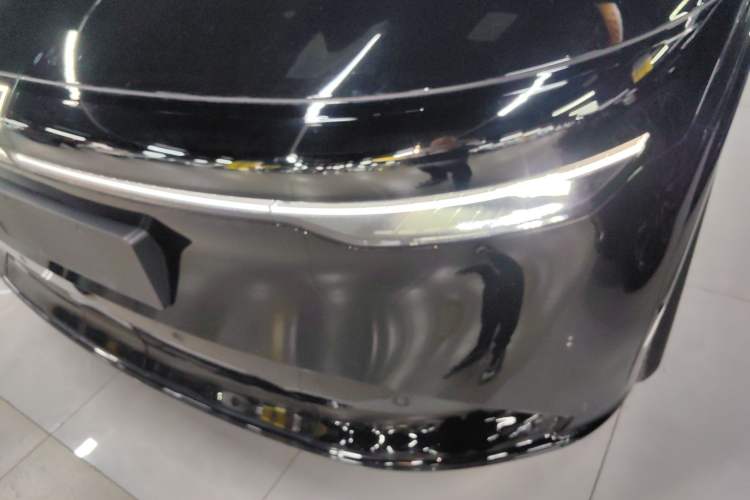 Used Zeekr 7X 2025 100 kWh Long-Range Rear-Wheel Drive with Intelligent Driving Features
