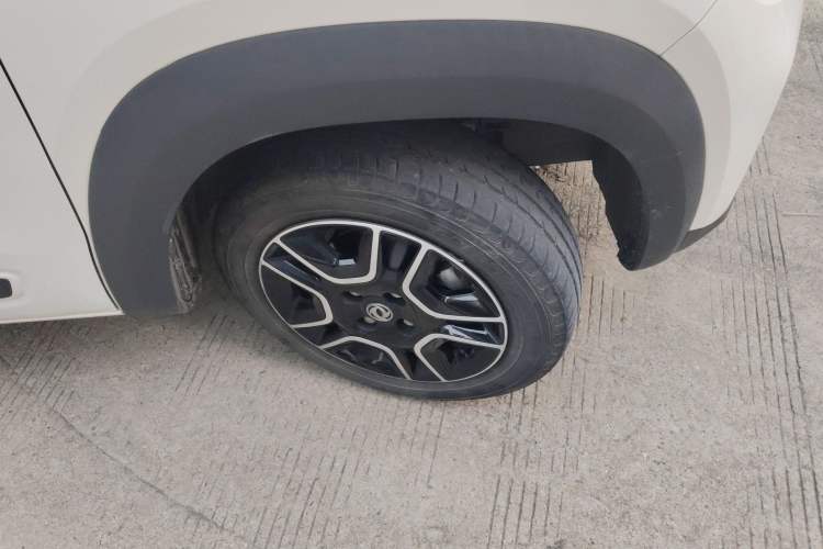 Used Dongfeng NAMMI EX1 2023 PRO Light Wind Edition Lightning Model Right Front Wheel Hub