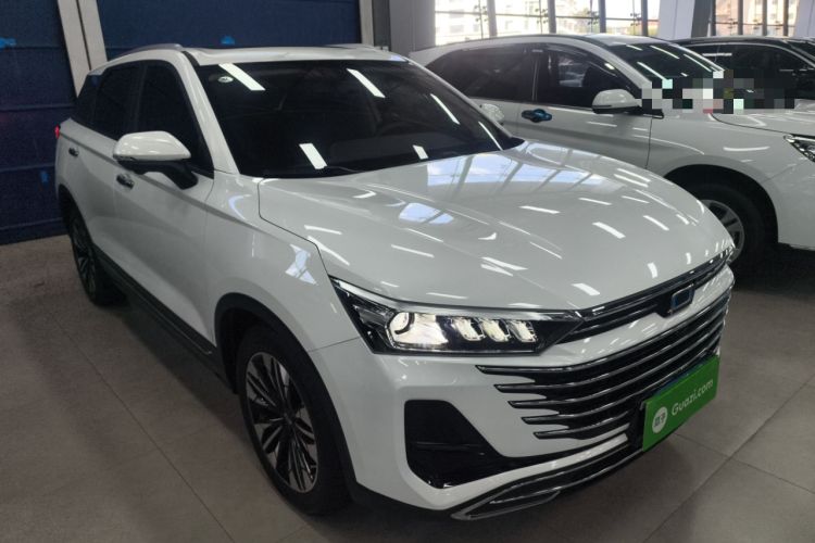 Used Bestune T77 2023 1.5T Automatic Luxury Model Front Right 45 Deg