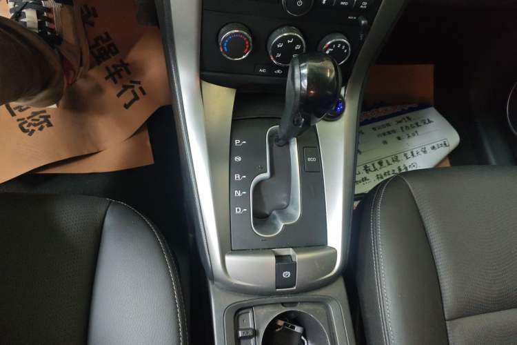 Used Chevrolet Captiva 2015 2.4L Two-Wheel Drive Urban Version 7 Seats
