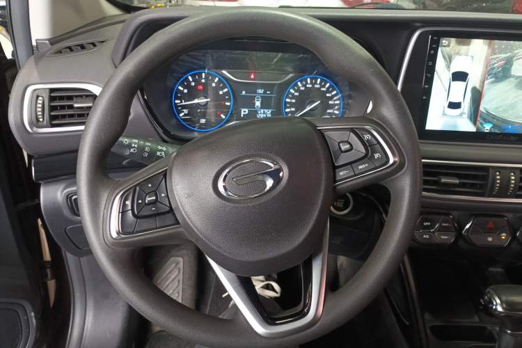 Used GAC Trumpchi GS4 2018 235T Automatic Two-Wheel Drive Elite Edition Steering Wheel