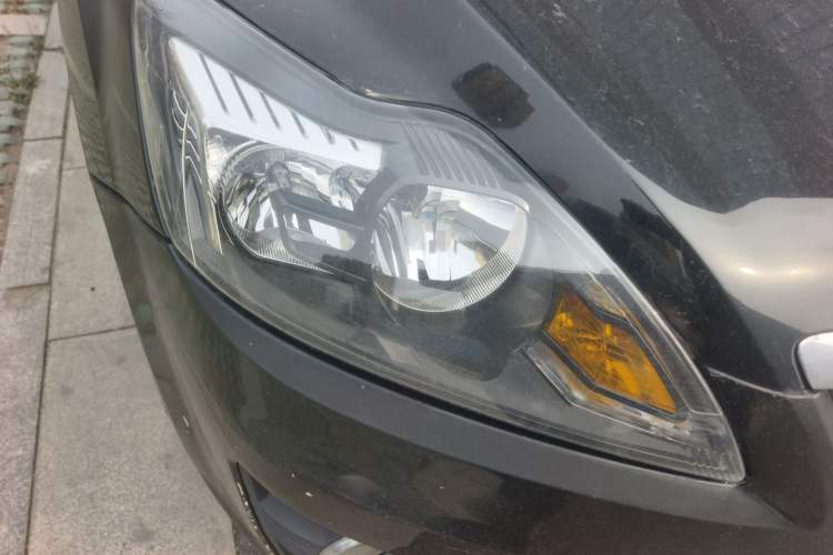 Used Ford Focus 2011 Hatchback 1.8L Manual Classic Model