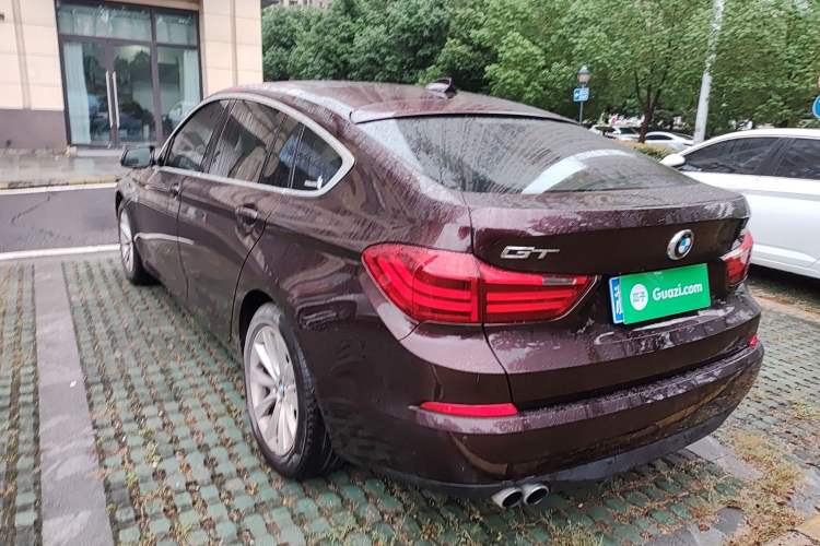 Used BMW 5 Series GT 2014 528i Leading Model
