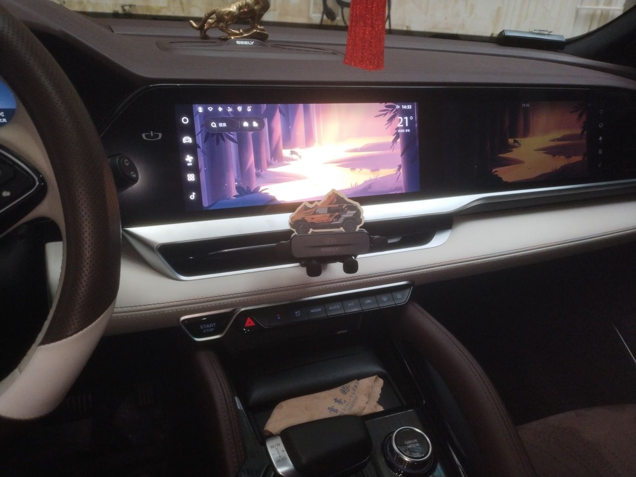 Geely Auto Monjaro L 2021 2.0TD DCT EVO Two-Wheel Drive Prestige Version — снимка 13