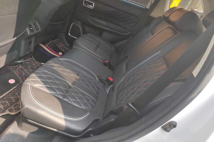 Used Mitsubishi Outlander 2021 2.4L 4x4 DynaDrive Edition 5 Seats
