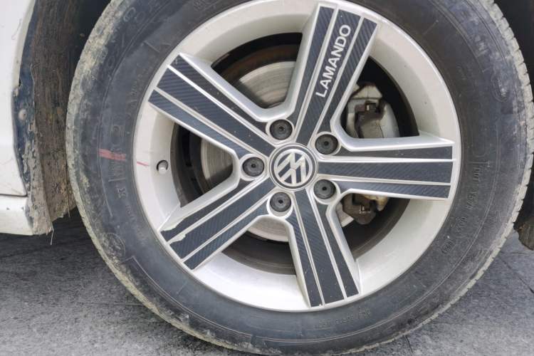 Used Volkswagen Lamando 2017 230TSI DSG Fashion Edition