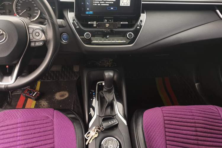 Used Toyota Corolla 2021 Dual-Motor 1.8L E-CVT Elite Edition
