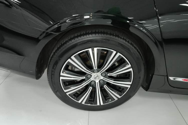 Used Volvo S90 2022 B5 Zhiyi Luxury Edition Exterior 5