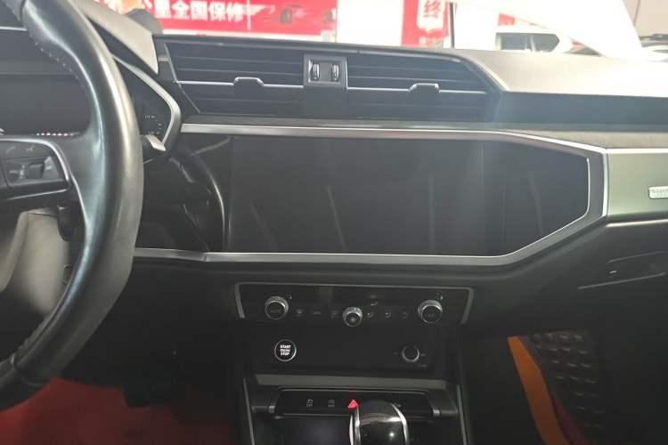 Used Audi Q3 2021 35 TFSI Fashion Dynamic Model