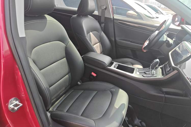 Used Geely Auto Emgrand GL 2021 UP 1.4T CVT Leading Edition
