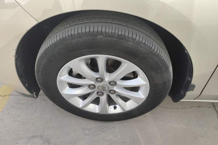 Used Buick GL8 2017 ES 28T Premium Version China V Standard