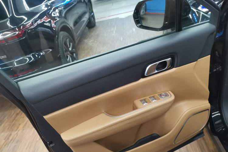 Used Li Auto ONE 2021 Extended-Range 6-Seater Version
