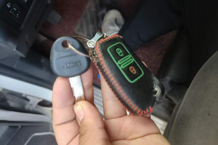 Used JMC Yuhu 5 2018 2.4T Classic Edition Diesel Manual 4x4 Luxury Long-Wheelbase JX4D24A5L
