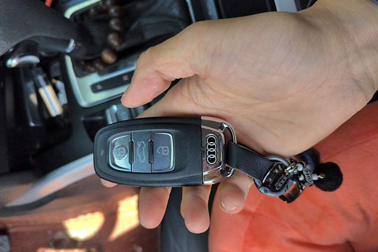 Used Audi A5 2010 2.0TFSI Cabriolet
