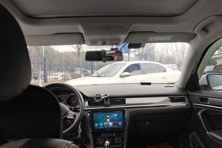 Used Volkswagen C-TREK 2017 1.6L Automatic Comfort Model Headliner