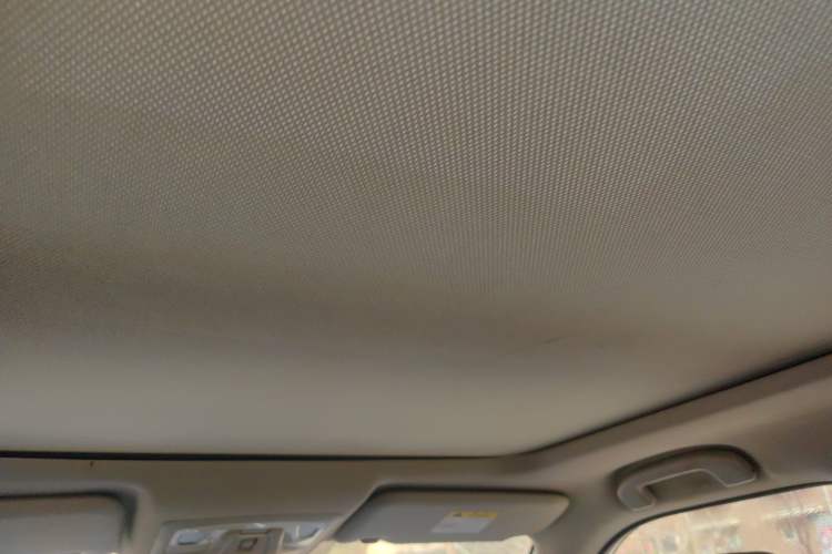 Used Venucia T60 2020 1.6L CVT Smart Drive Version China VI Standard
