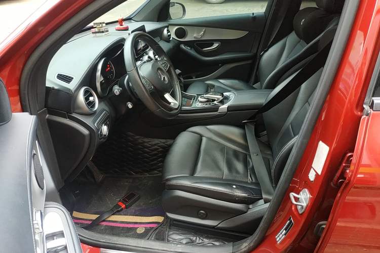 Used Mercedes-Benz GLC Coupe 2017 GLC 200 4MATIC Coupe SUV