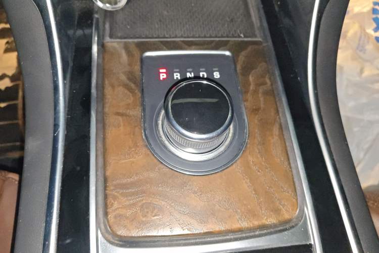 Used Jaguar XFL 2018 XFL 2.0T 250 PS Luxury Edition
